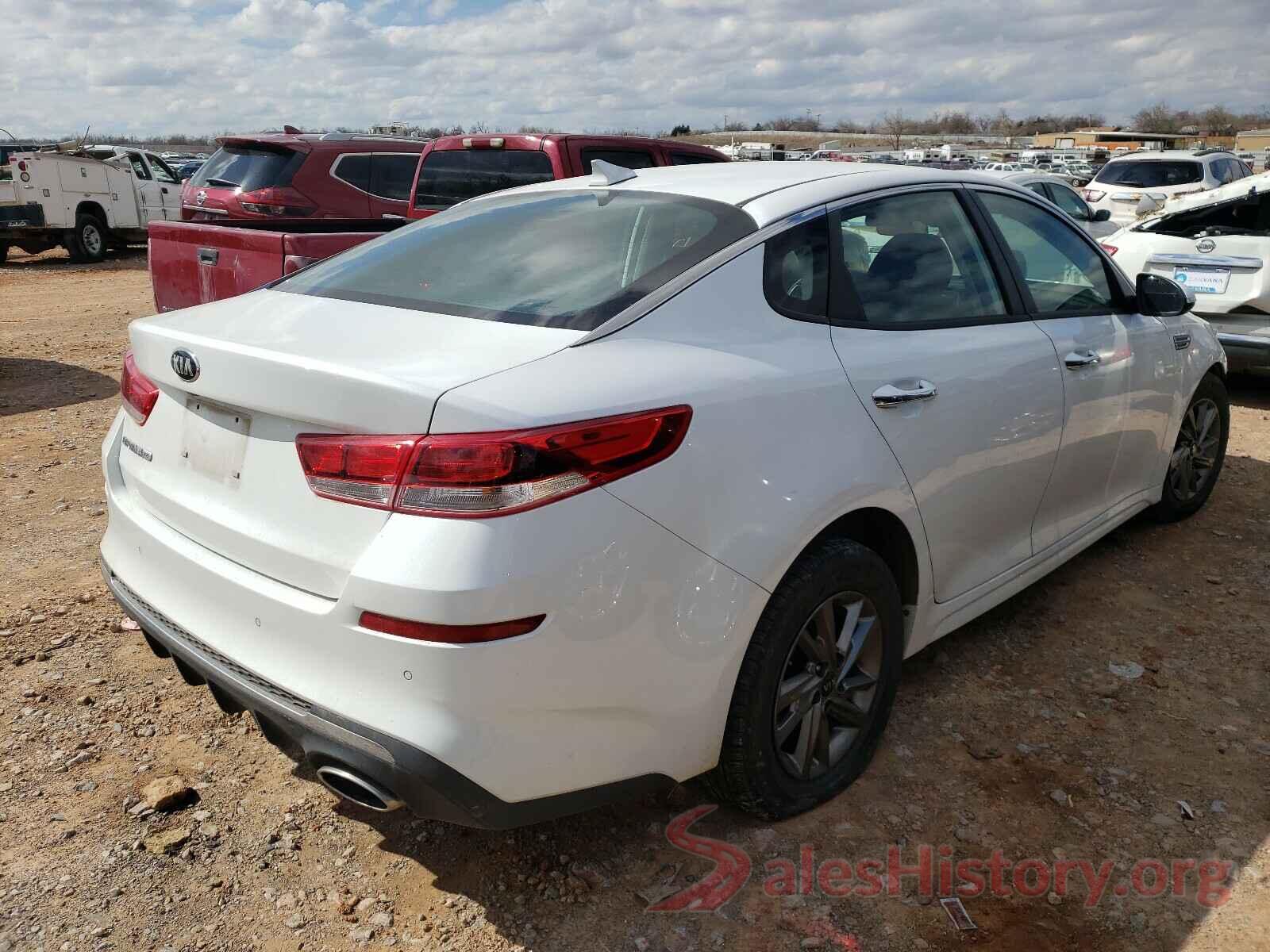 5XXGT4L36KG323280 2019 KIA OPTIMA