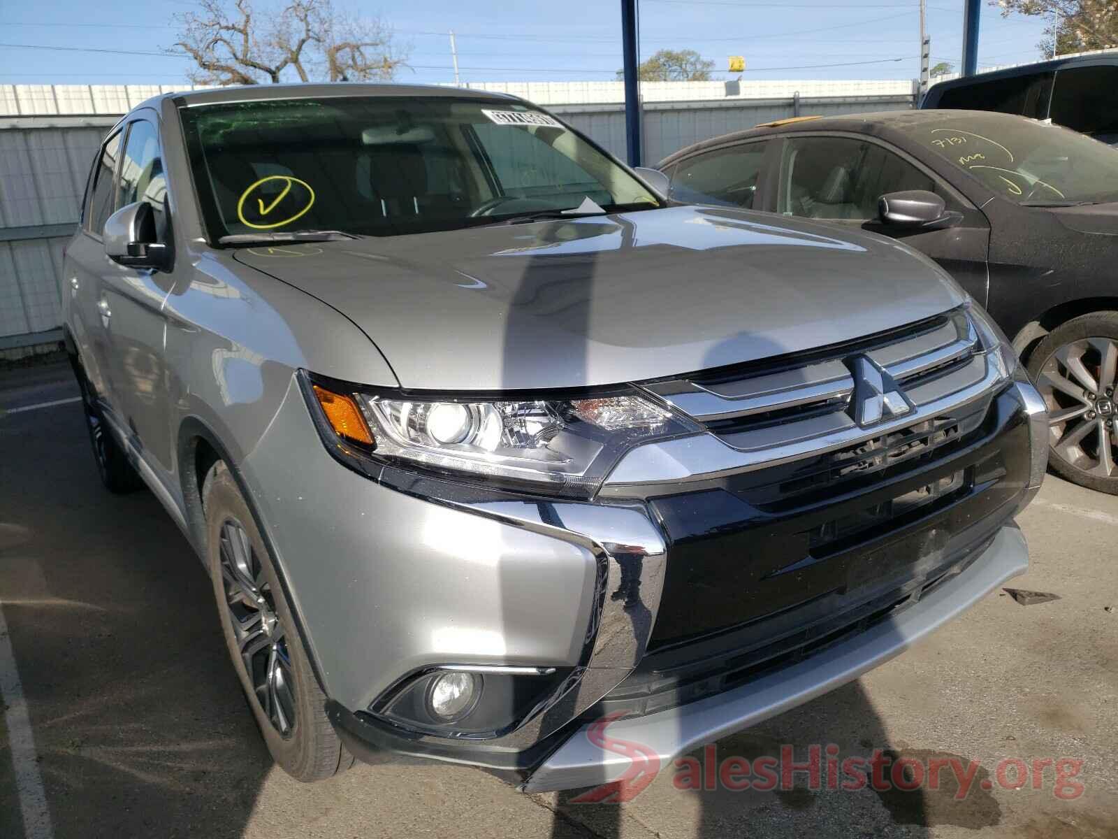 JA4AD3A33JZ055195 2018 MITSUBISHI OUTLANDER