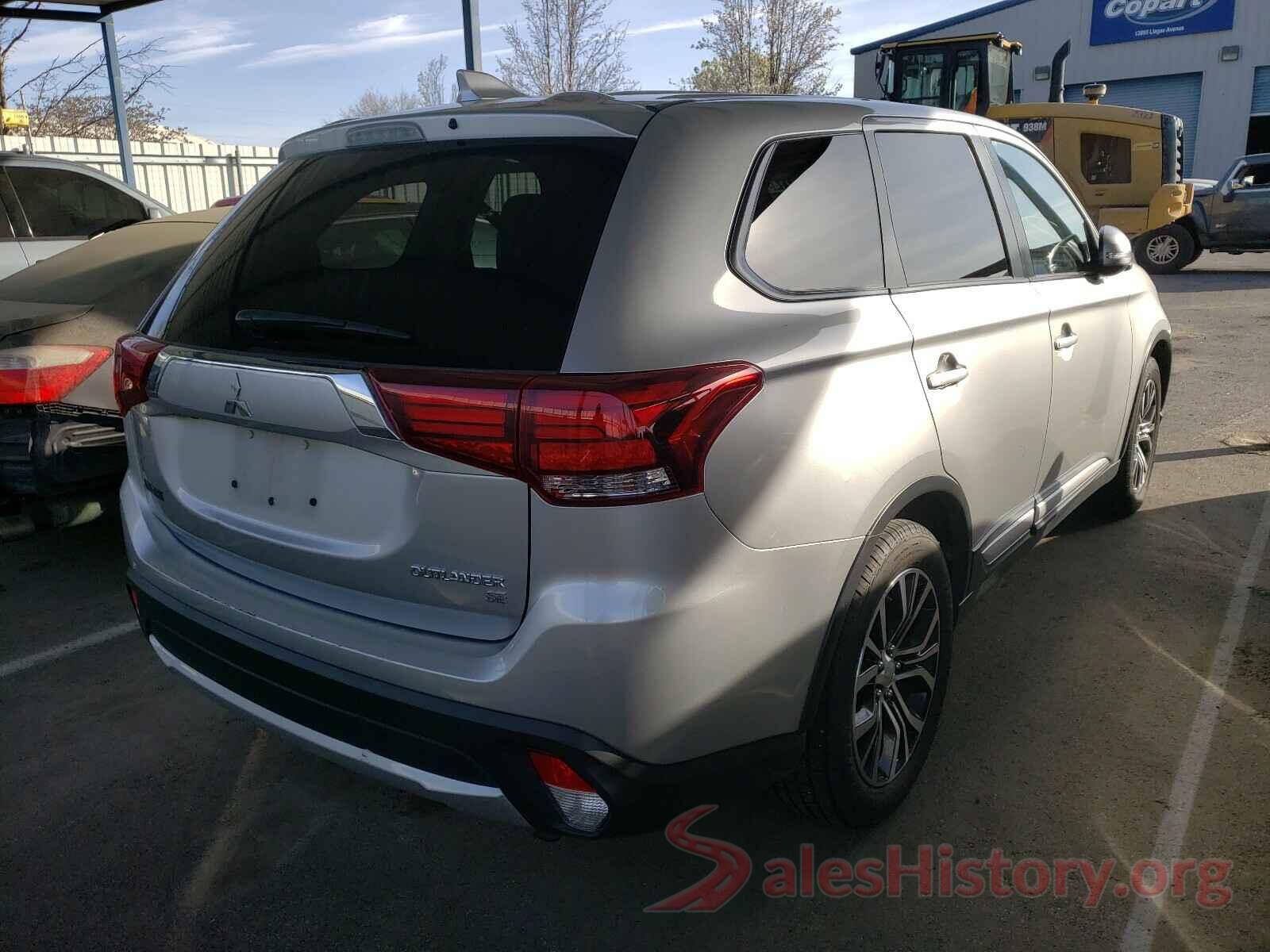 JA4AD3A33JZ055195 2018 MITSUBISHI OUTLANDER