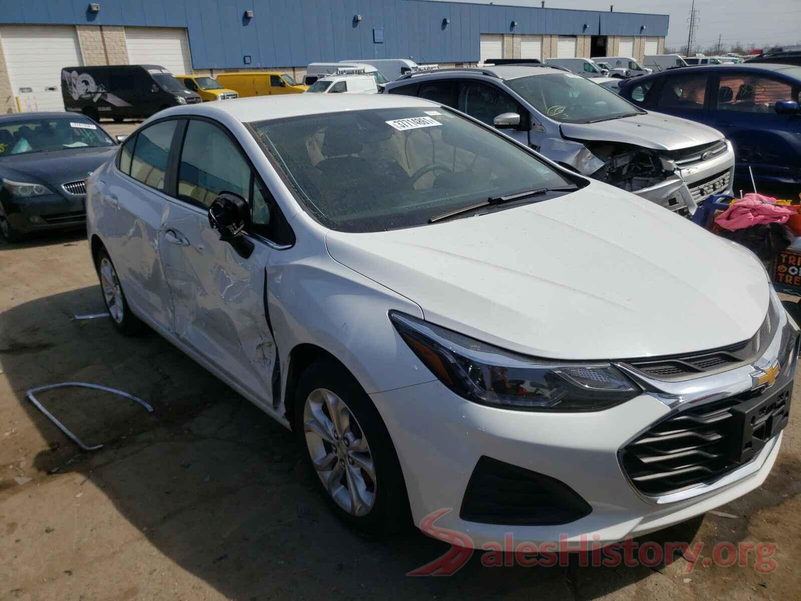 1G1BE5SM6K7117950 2019 CHEVROLET CRUZE