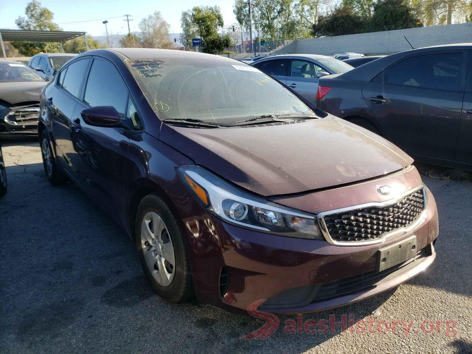 3KPFK4A71JE183411 2018 KIA FORTE