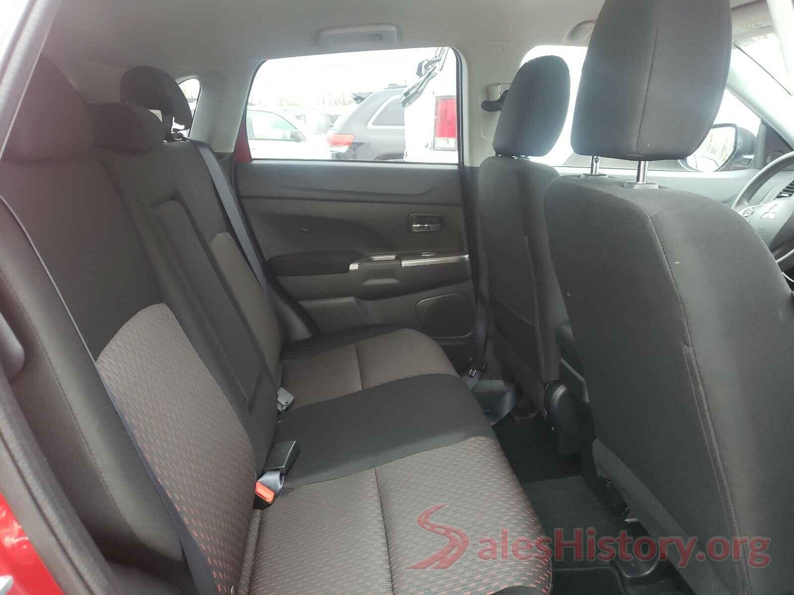 JA4AP3AU8KU018254 2019 MITSUBISHI OUTLANDER