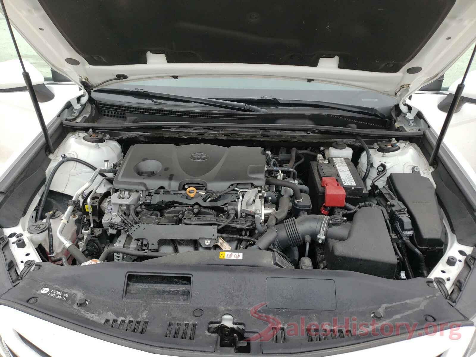 4T1B11HK8KU762744 2019 TOYOTA CAMRY