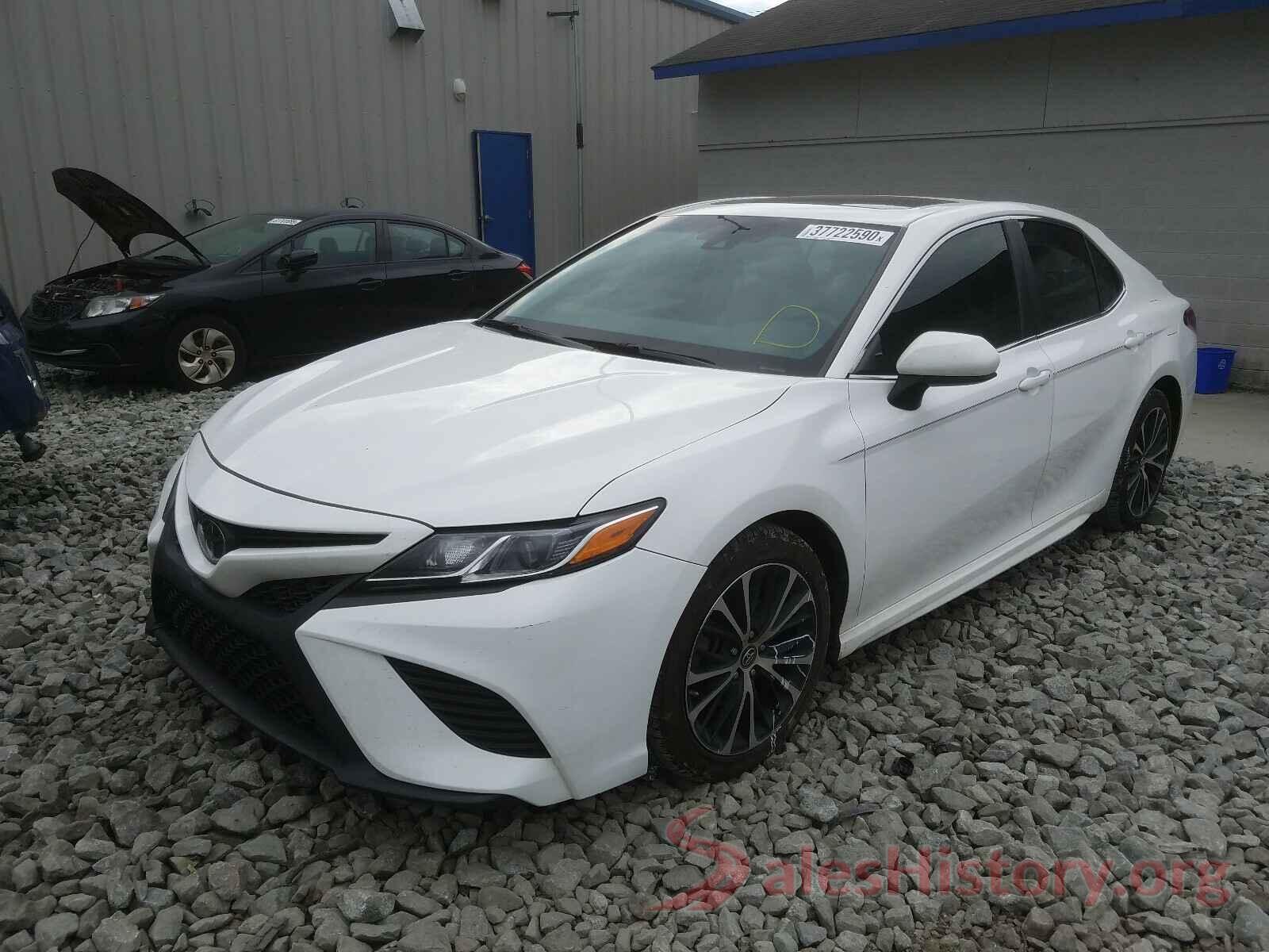 4T1B11HK4JU567321 2018 TOYOTA CAMRY