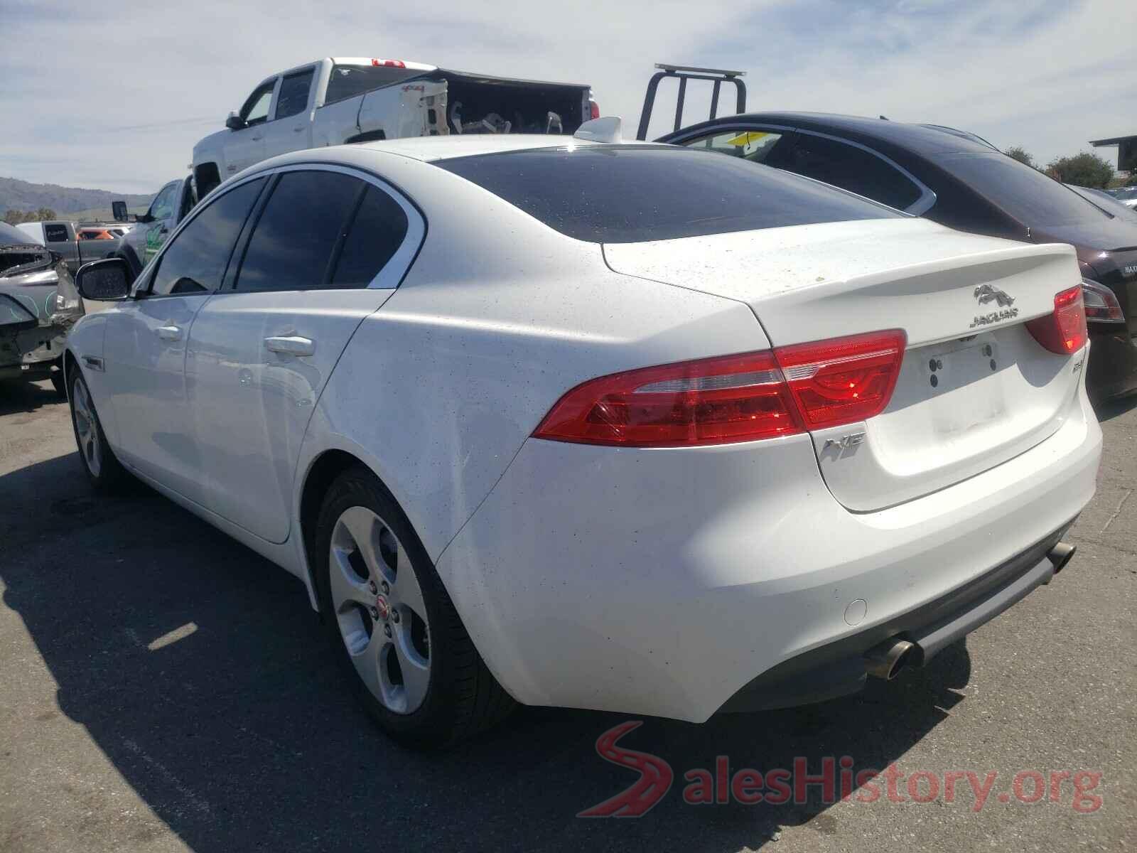 SAJAR4FX8JCP31377 2018 JAGUAR XE