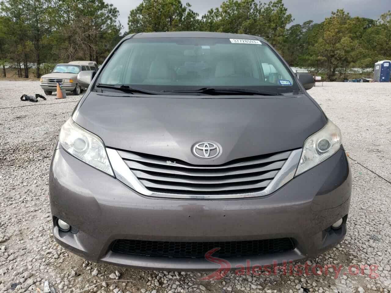 5TDYZ3DC3HS787274 2017 TOYOTA SIENNA