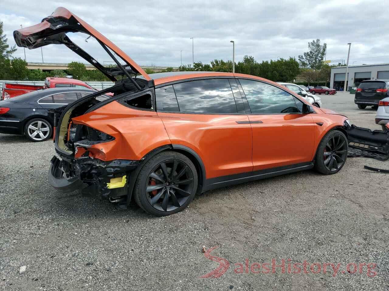 5YJXCBE23HF075784 2017 TESLA MODEL X