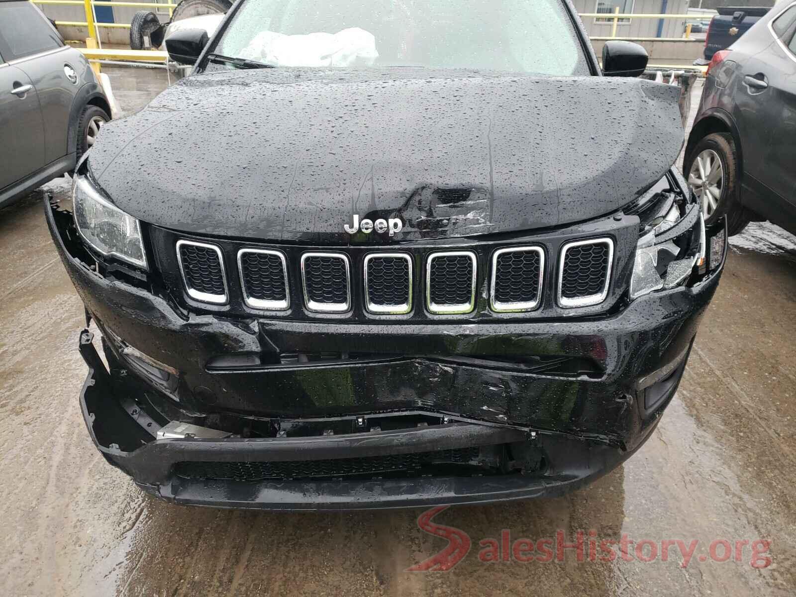 3C4NJDBB9JT143493 2018 JEEP COMPASS