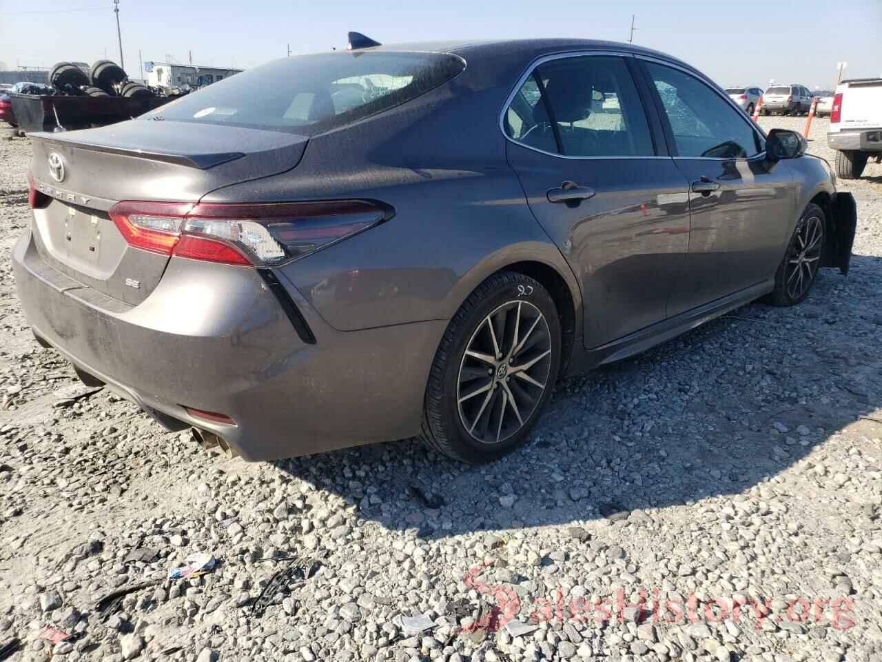 4T1G11AK0MU571581 2021 TOYOTA CAMRY