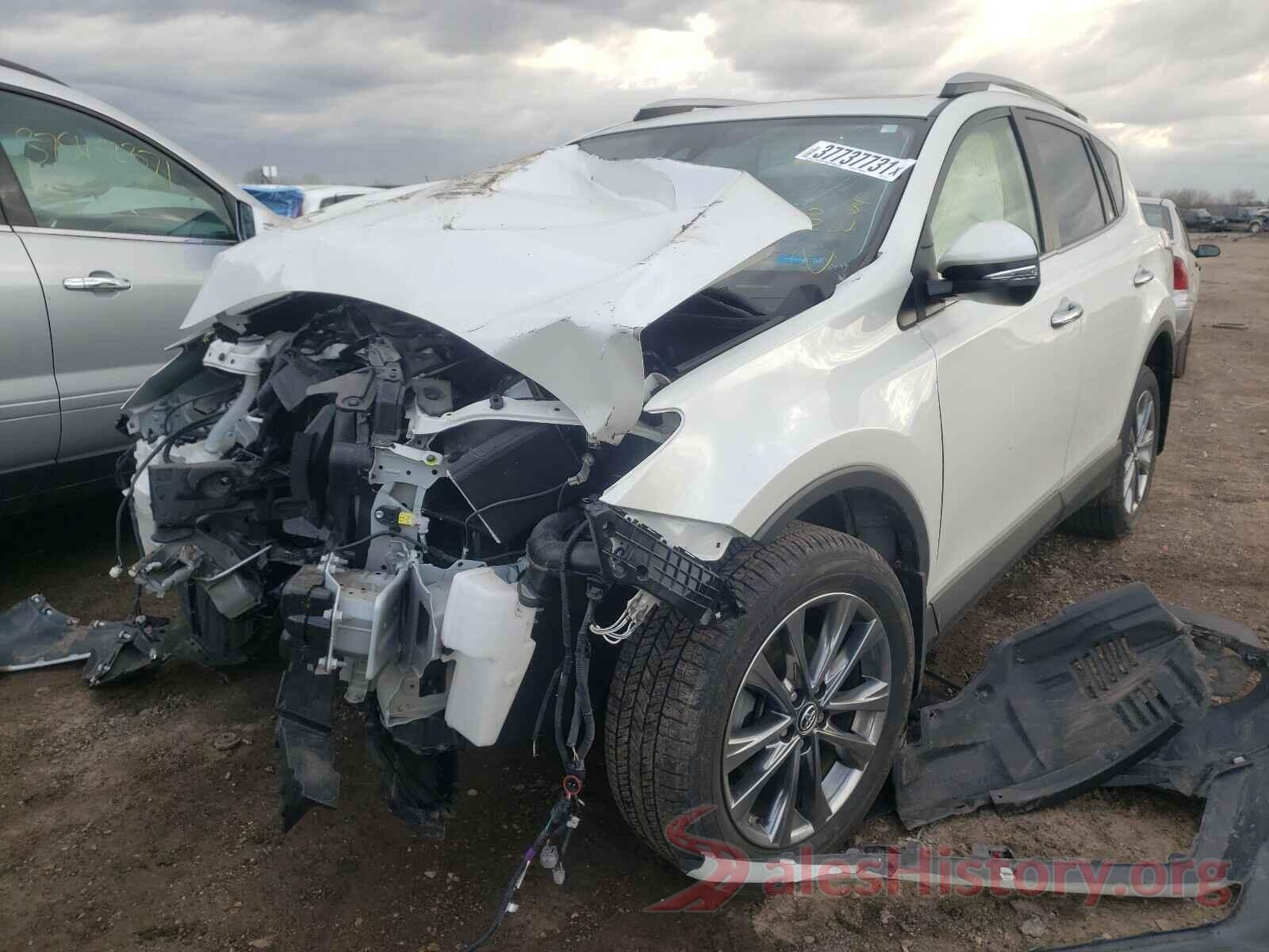 JTMDFREV7JJ737135 2018 TOYOTA RAV4