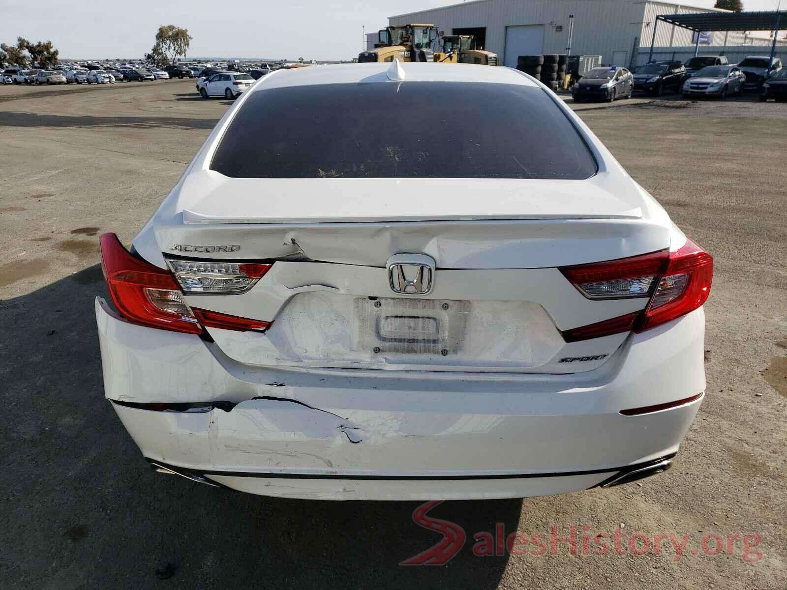 1HGCV1F35JA215716 2018 HONDA ACCORD