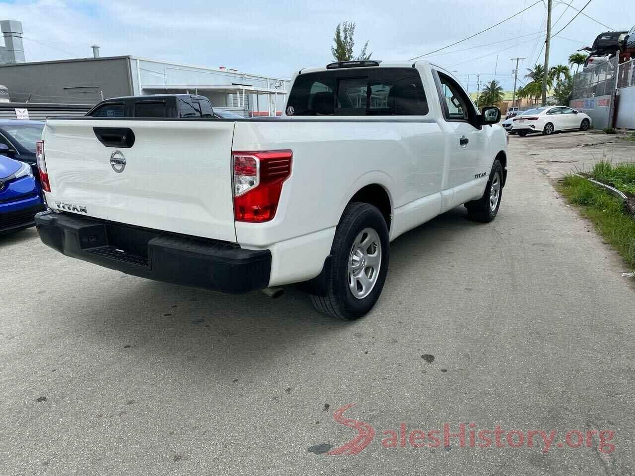 1N6AA1R73HN533270 2017 NISSAN TITAN