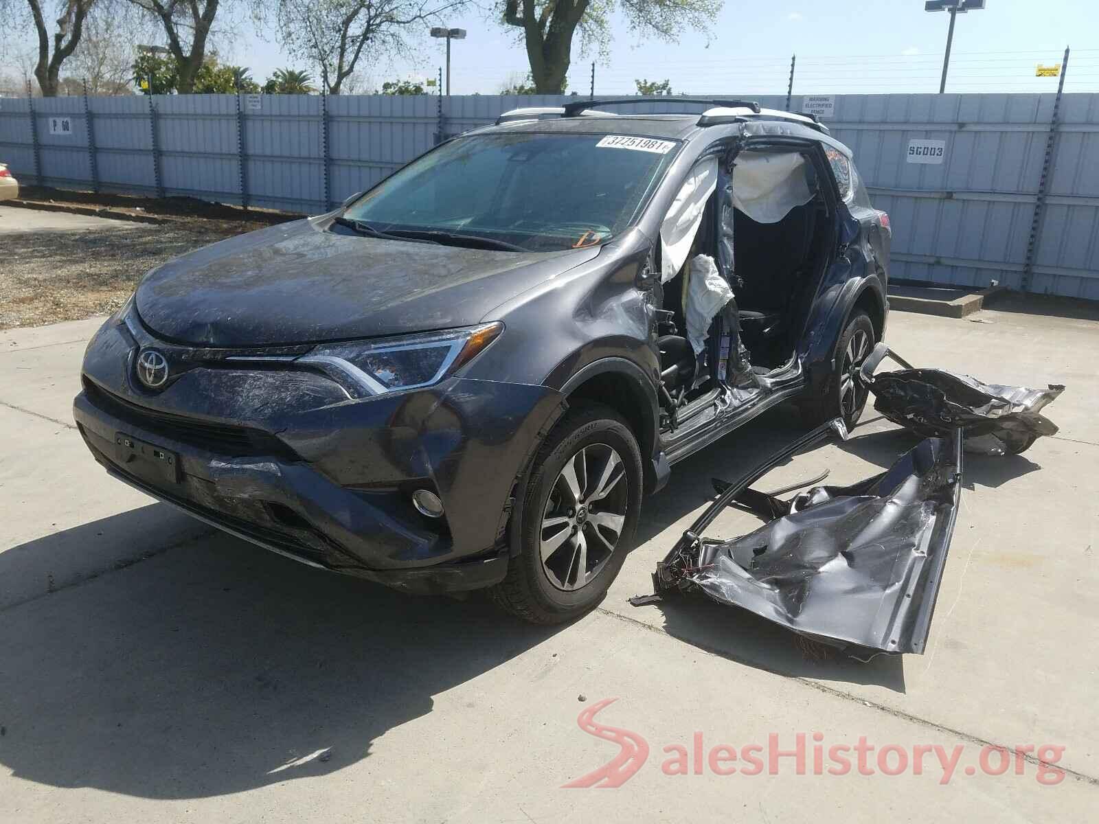 2T3RFREV5HW683352 2017 TOYOTA RAV4