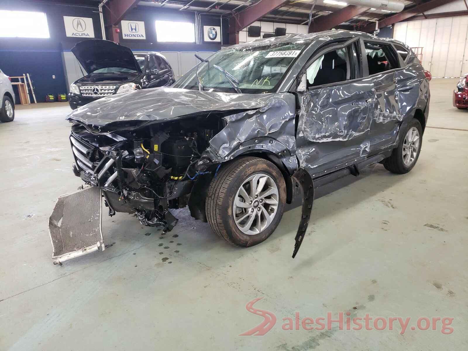 KM8J2CA46JU829386 2018 HYUNDAI TUCSON