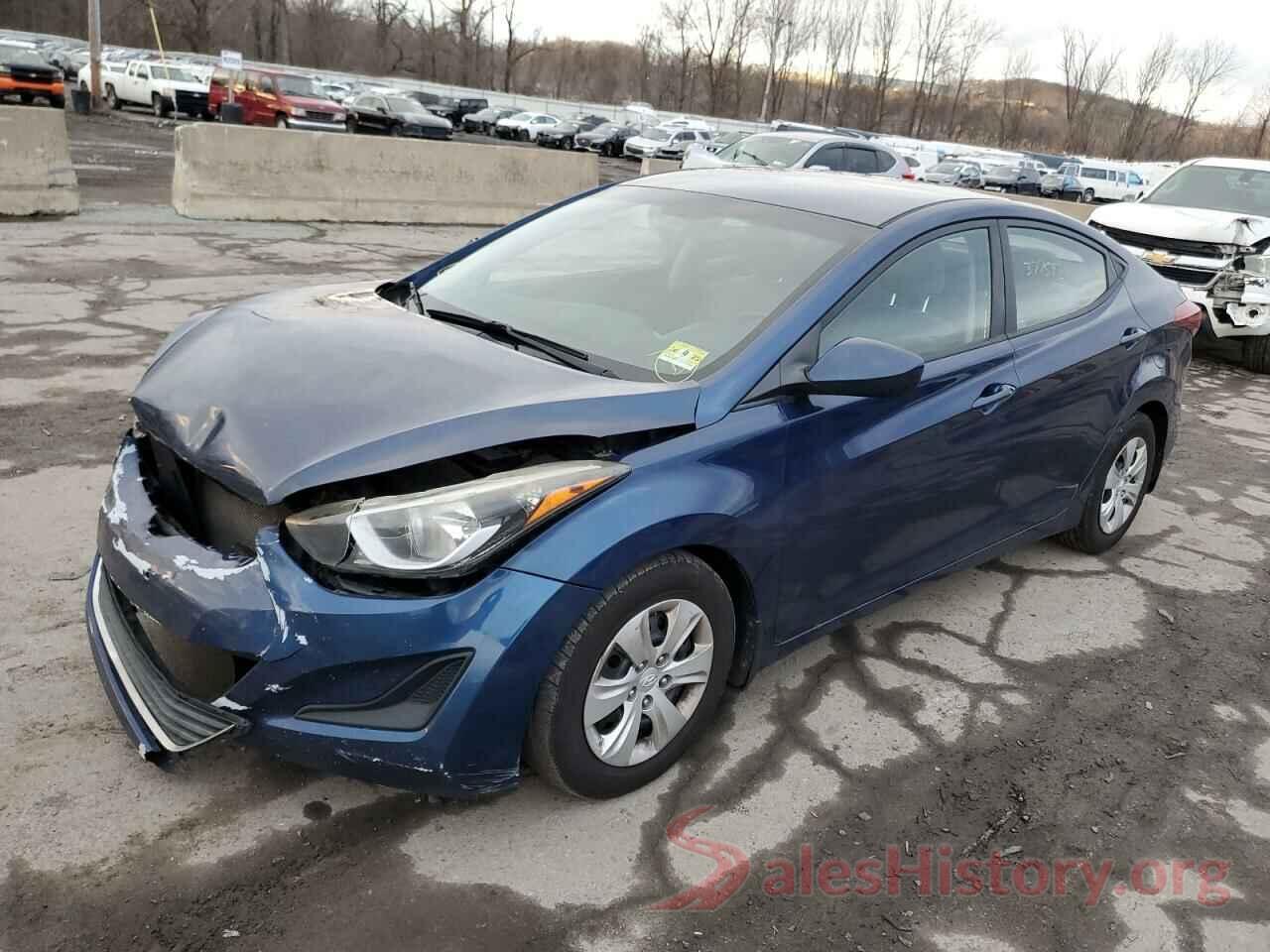 5NPDH4AE1GH685215 2016 HYUNDAI ELANTRA