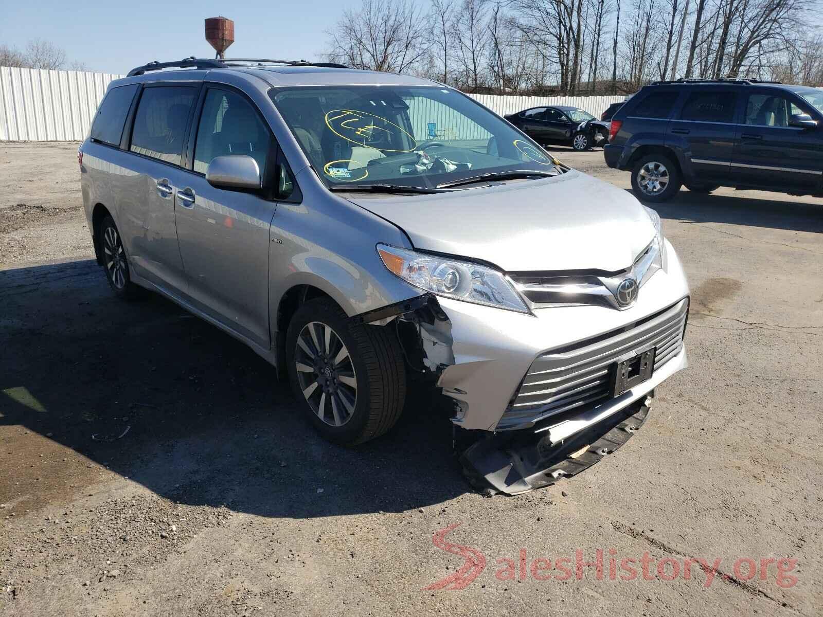 5TDDZ3DC2JS198818 2018 TOYOTA SIENNA