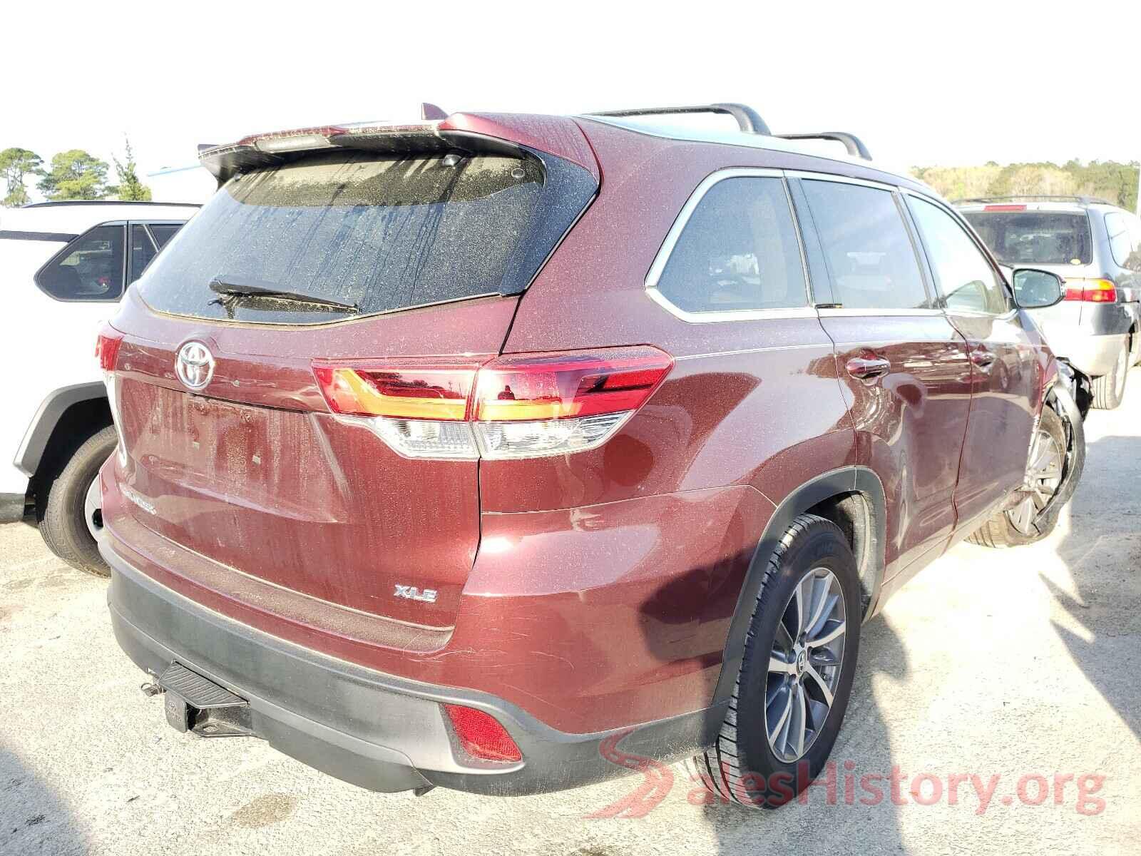 5TDKZRFH9JS258743 2018 TOYOTA HIGHLANDER