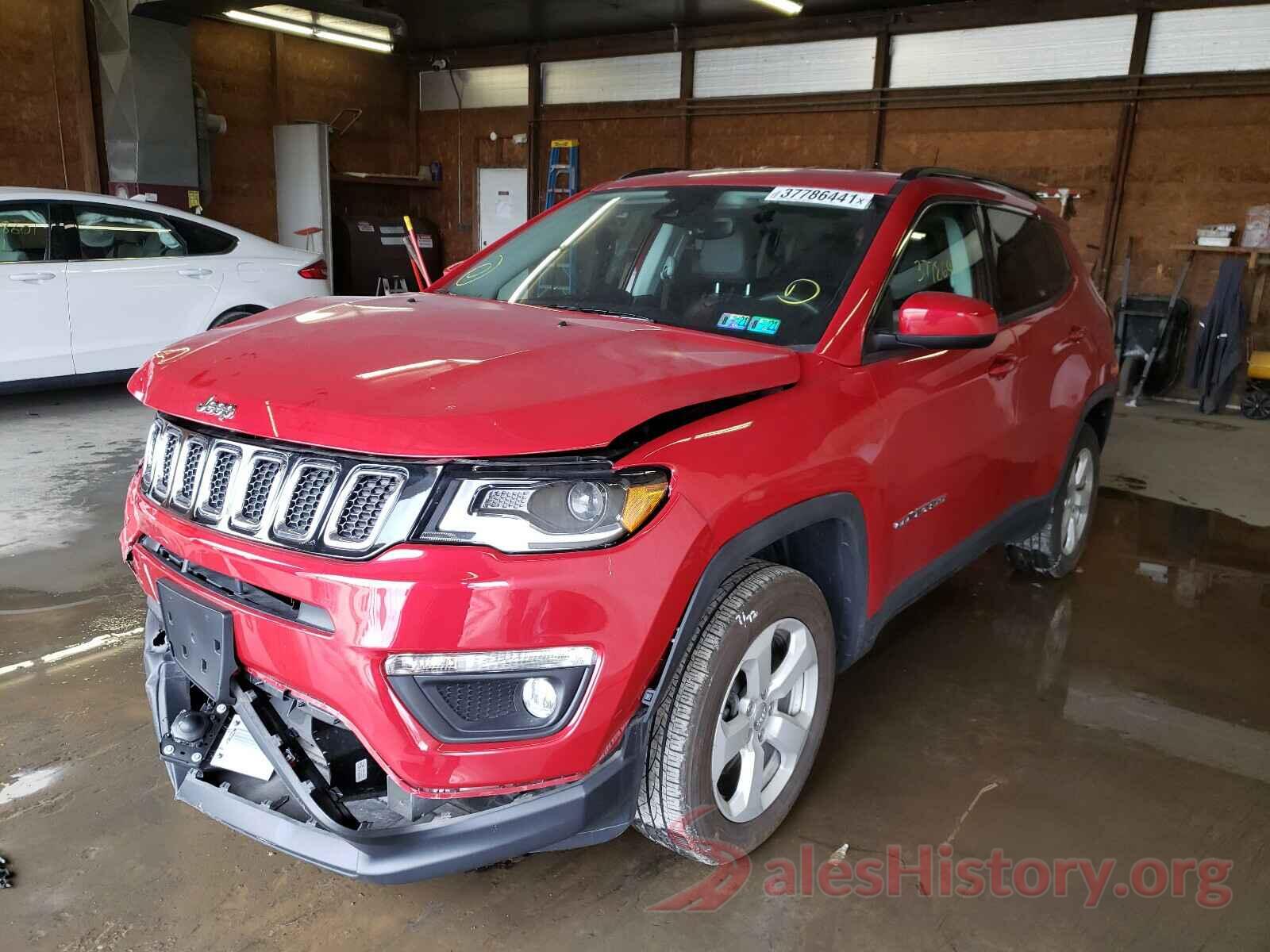 3C4NJDBB8JT393744 2018 JEEP COMPASS