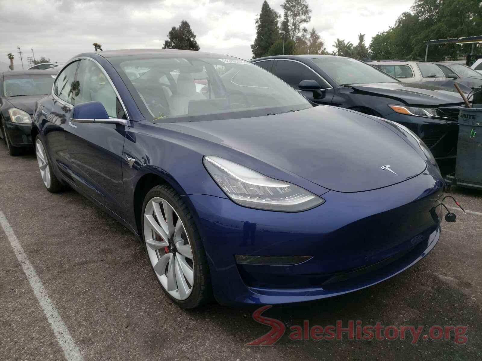 5YJ3E1EBXJF080702 2018 TESLA MODEL 3