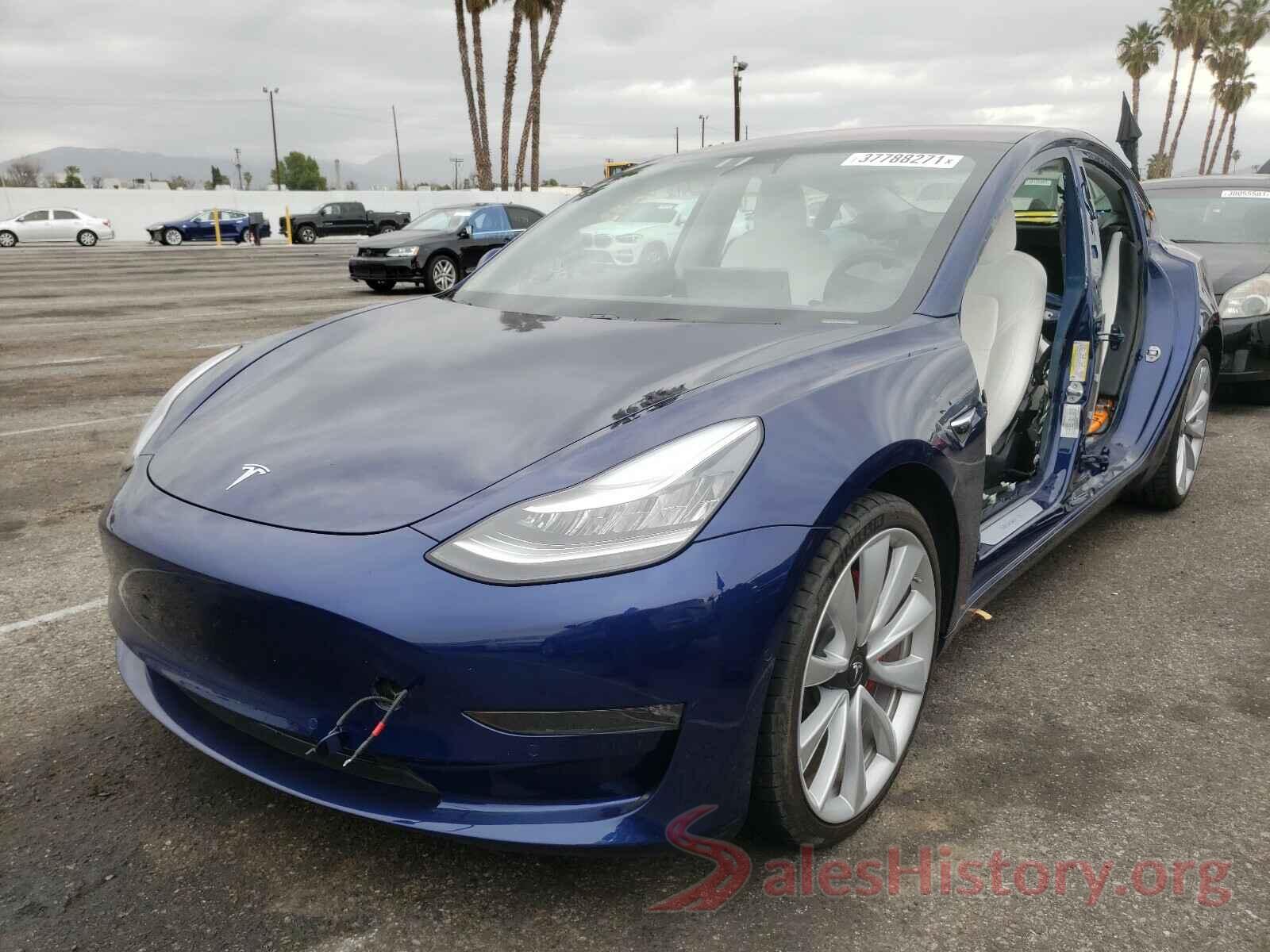 5YJ3E1EBXJF080702 2018 TESLA MODEL 3