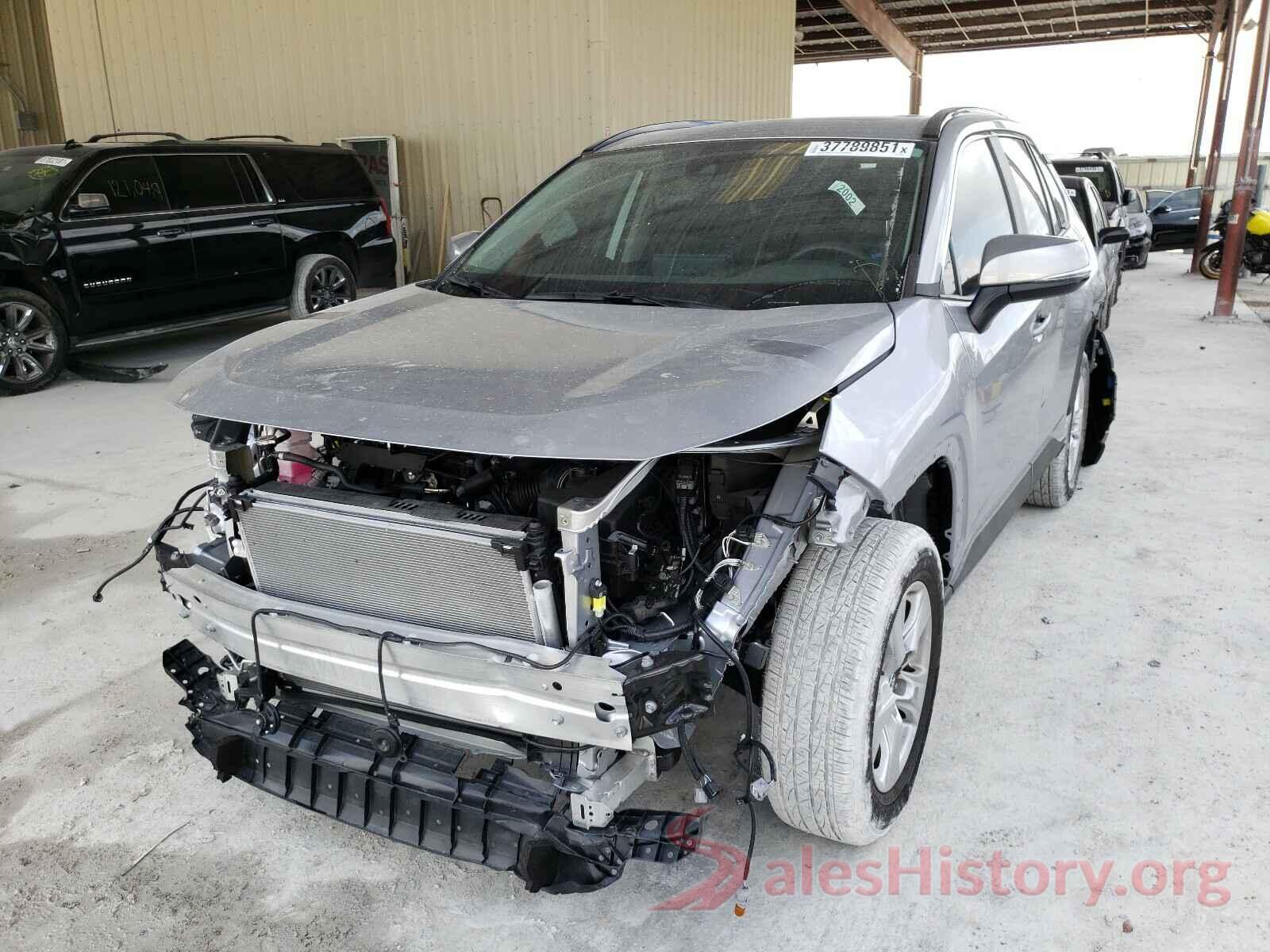 2T3W1RFV3MC093906 2021 TOYOTA RAV4