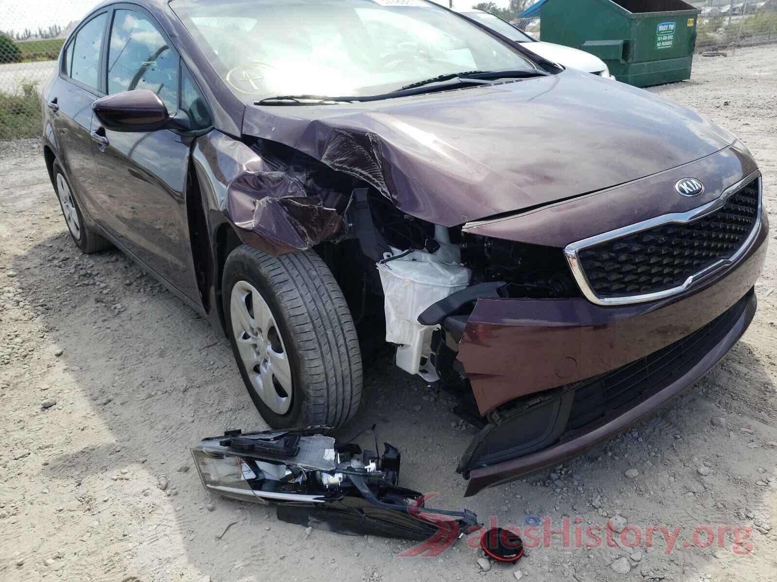 3KPFL4A77HE152929 2017 KIA FORTE