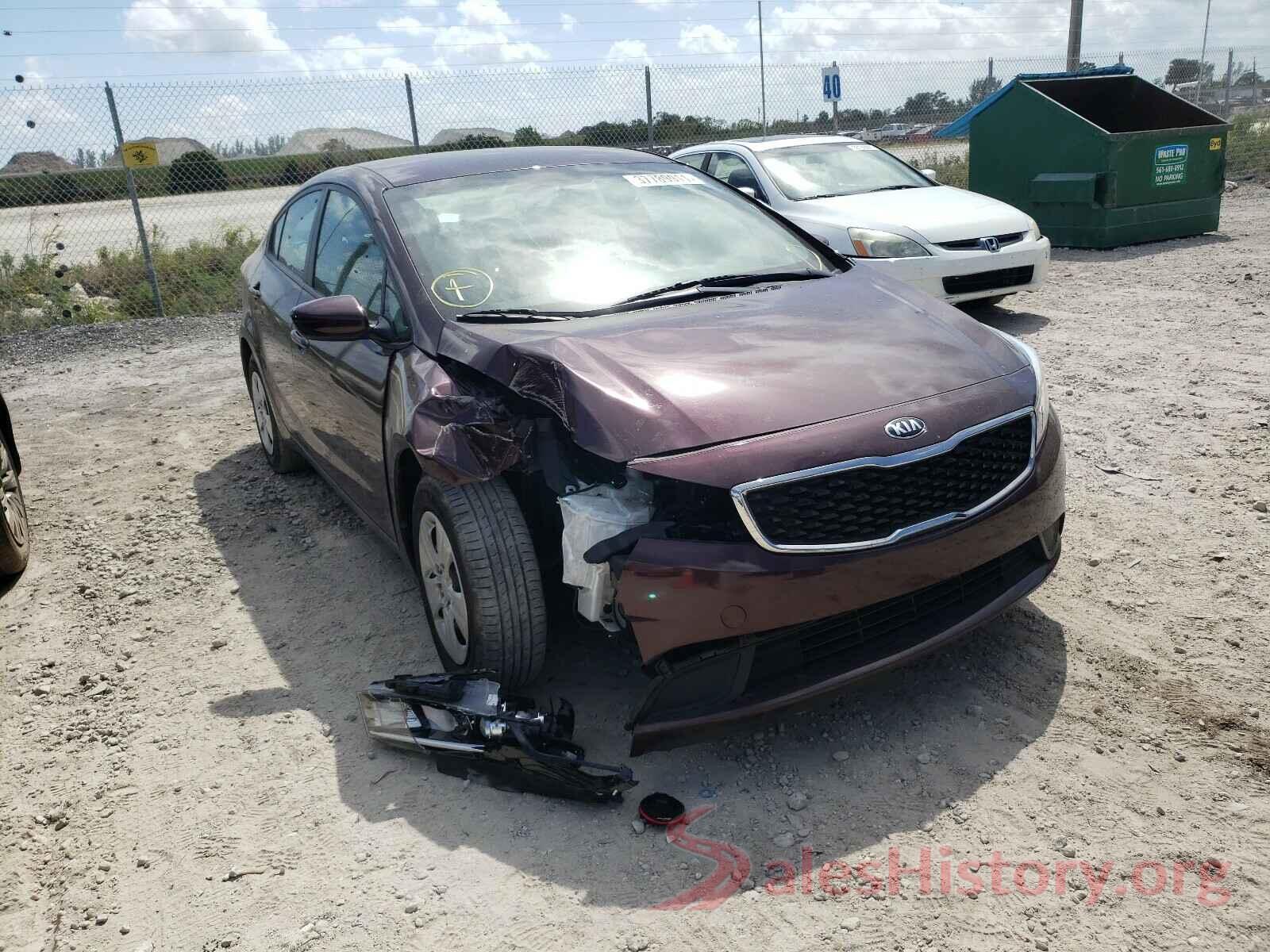 3KPFL4A77HE152929 2017 KIA FORTE