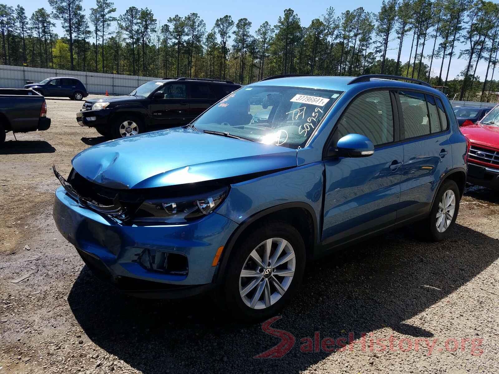 WVGAV7AX9HK050532 2017 VOLKSWAGEN TIGUAN