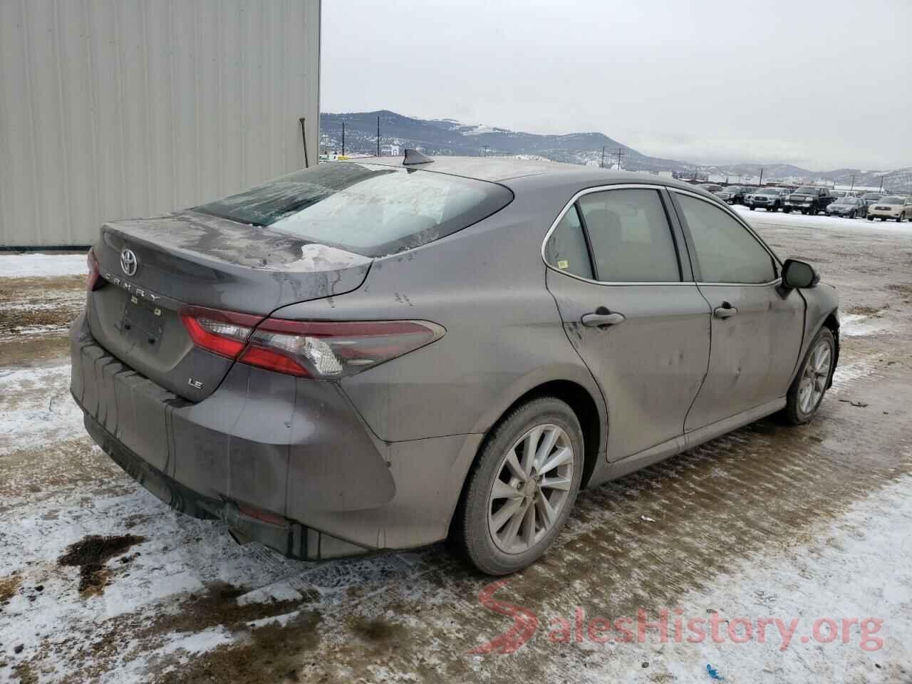 4T1C11AK9NU697437 2022 TOYOTA CAMRY