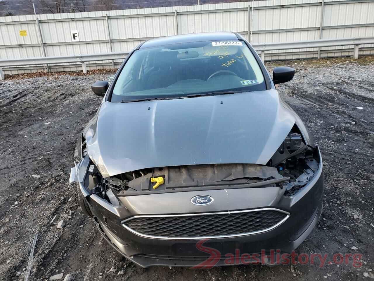 1FADP3E25JL274647 2018 FORD FOCUS