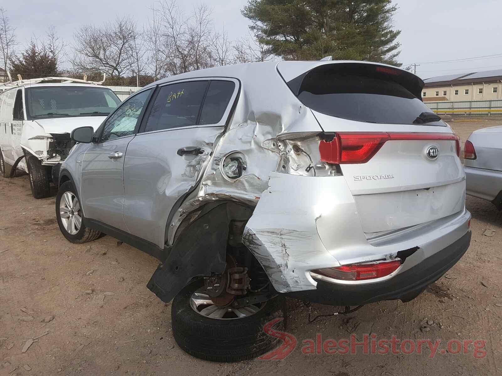 KNDPMCAC2J7308499 2018 KIA SPORTAGE