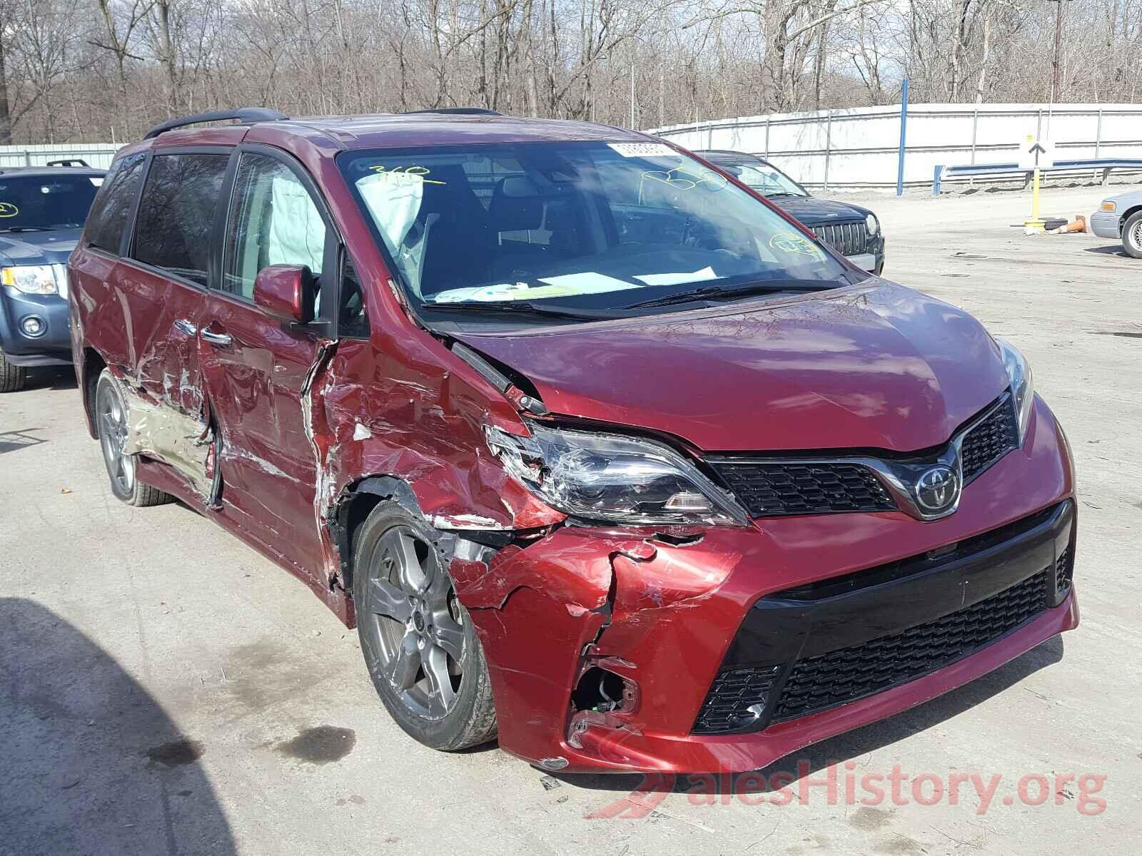 5TDXZ3DC9JS950527 2018 TOYOTA SIENNA