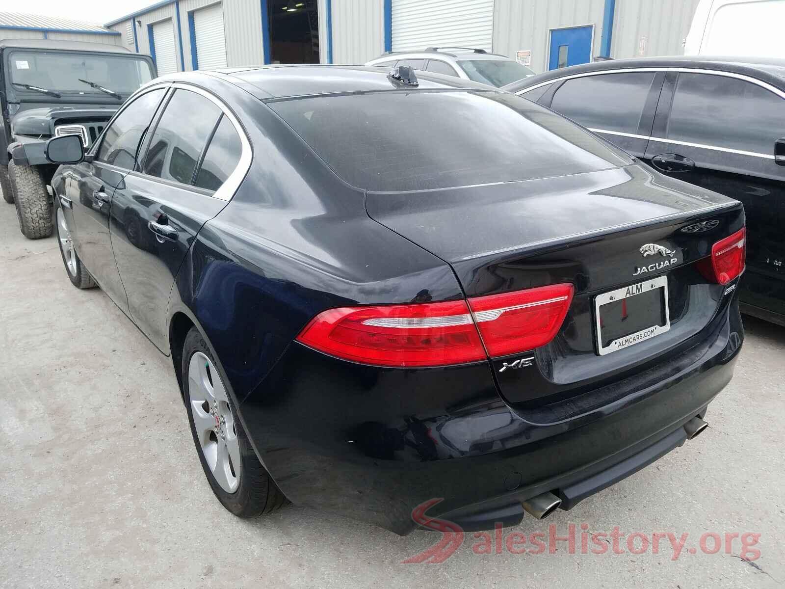 SAJAR4FX2JCP38941 2018 JAGUAR XE