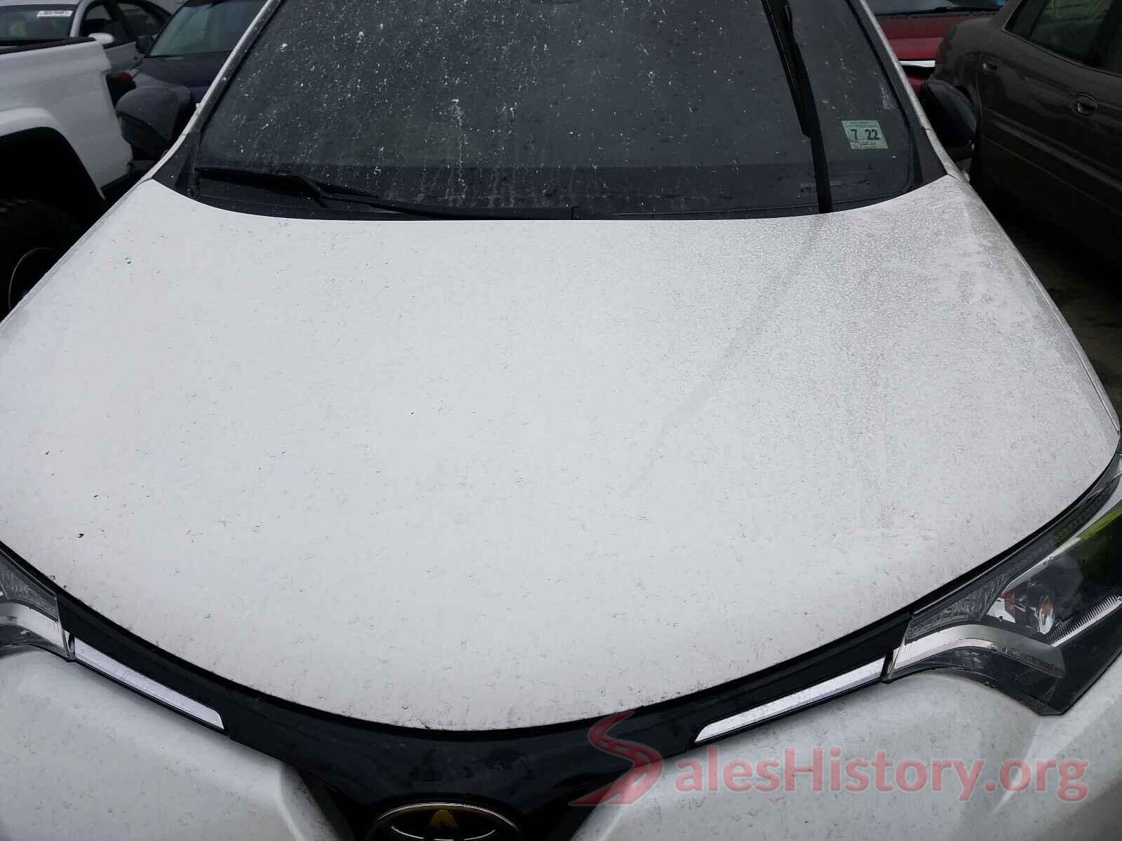 JTMBFREV8HJ145700 2017 TOYOTA RAV4