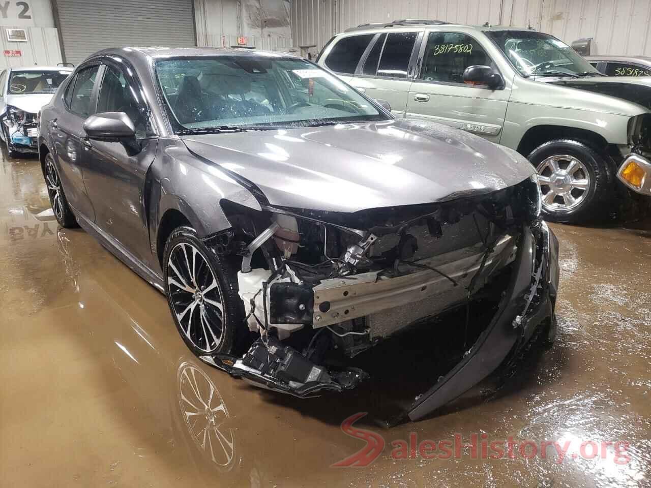 4T1B11HKXKU739627 2019 TOYOTA CAMRY