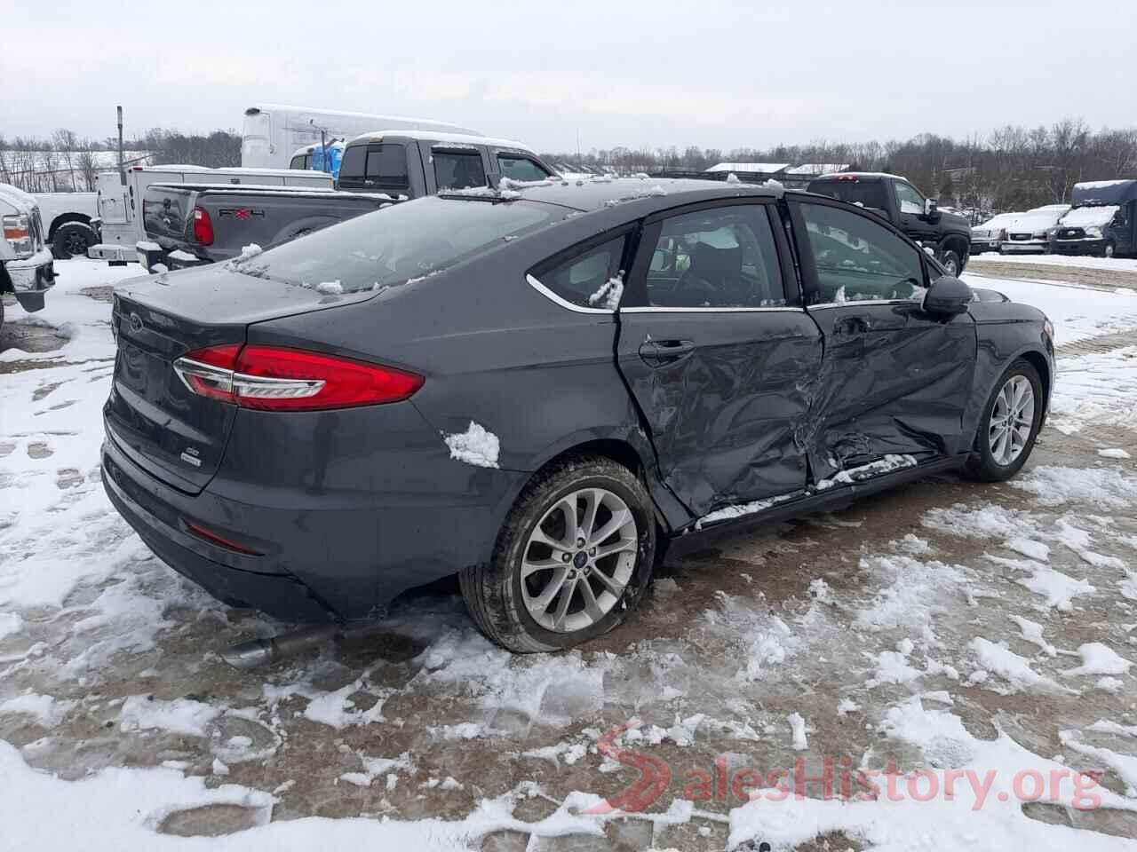 3FA6P0HD2LR257152 2020 FORD FUSION