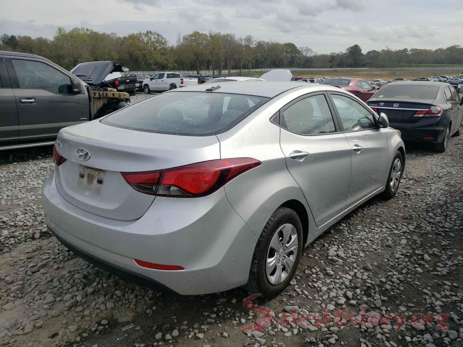 5NPDH4AE8GH767636 2016 HYUNDAI ELANTRA