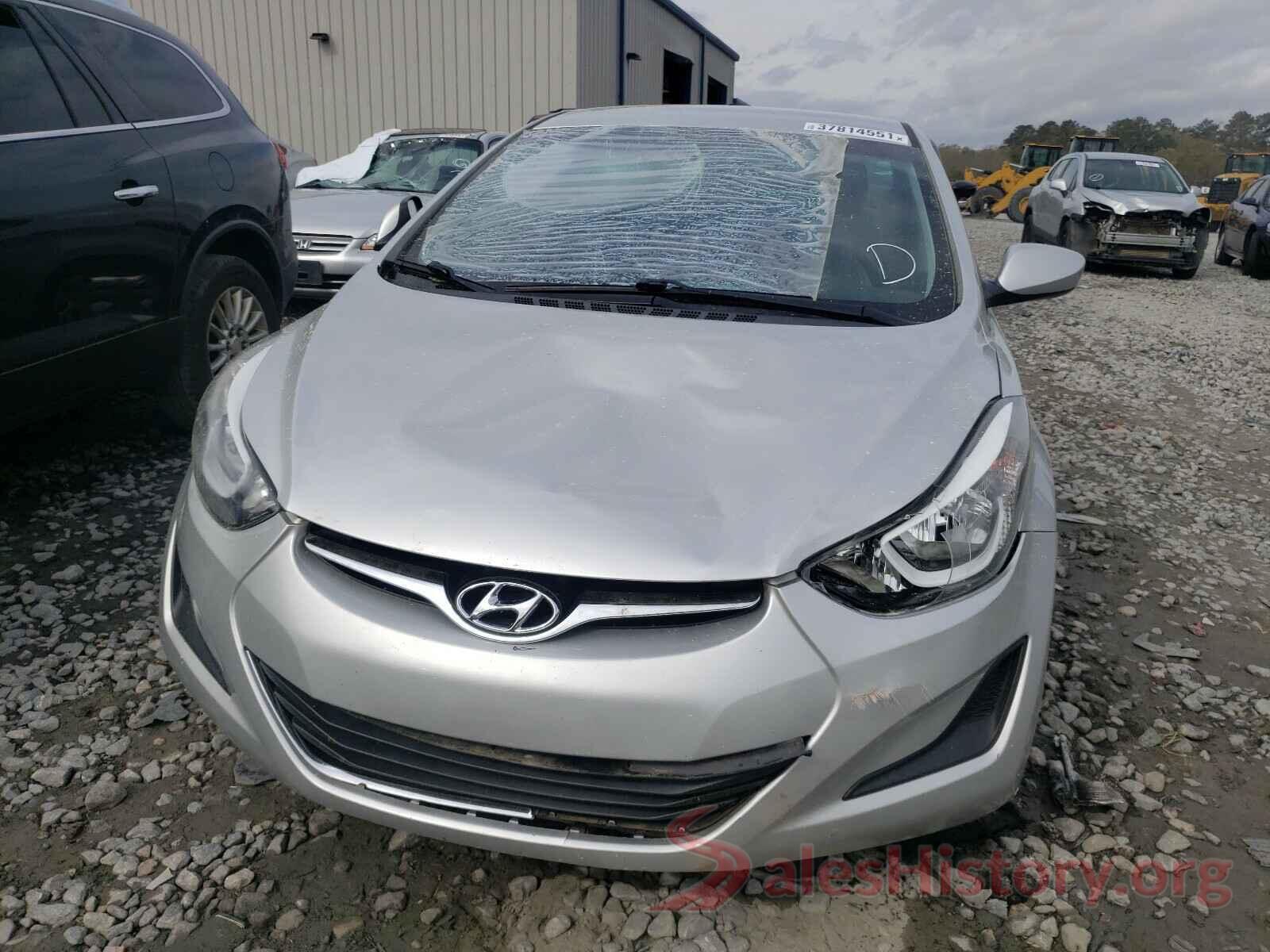 5NPDH4AE8GH767636 2016 HYUNDAI ELANTRA