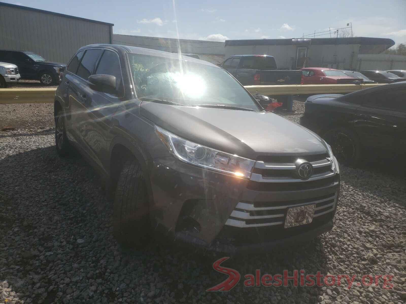 5TDZARFH5HS024440 2017 TOYOTA HIGHLANDER