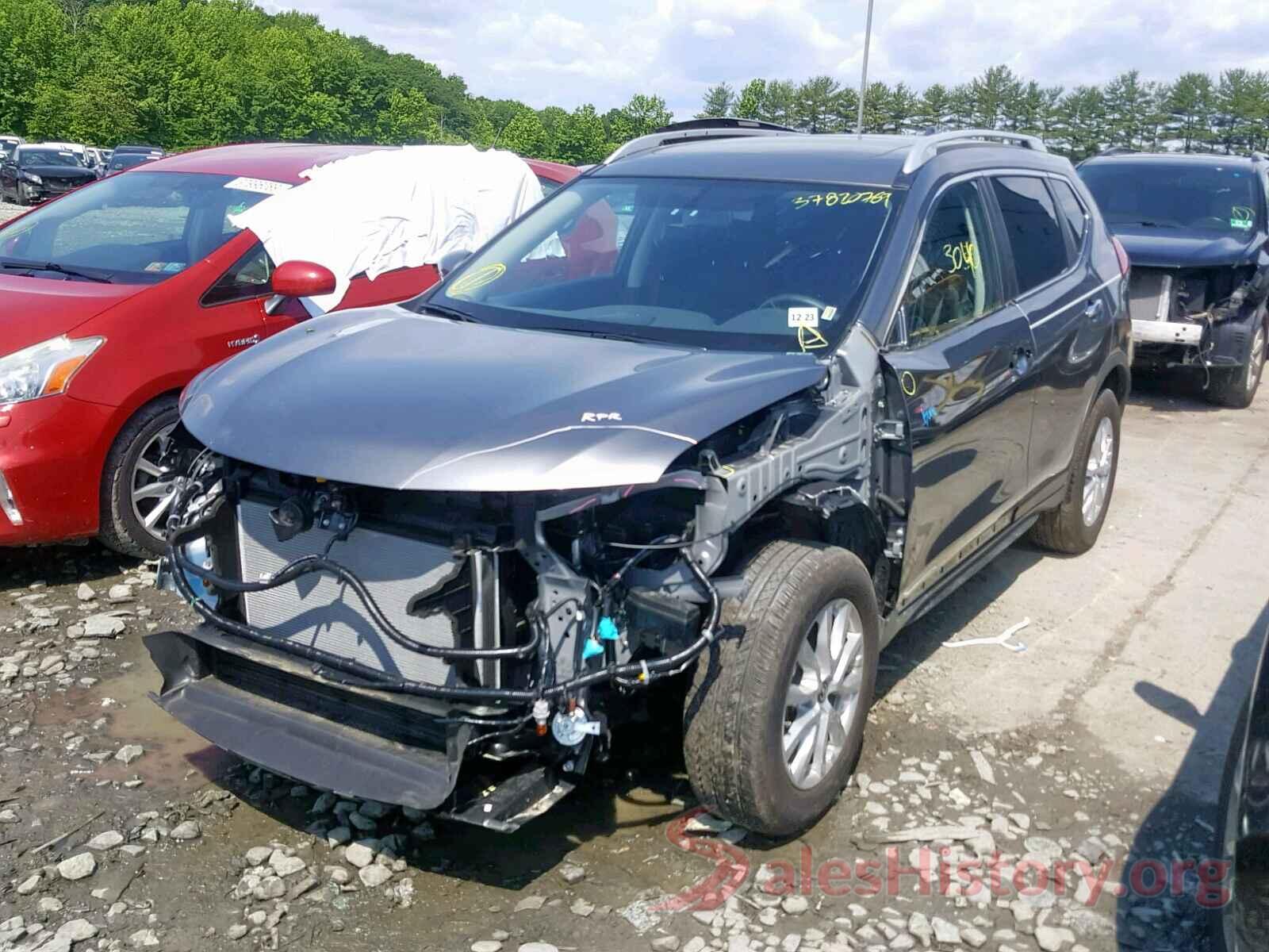 JN8AT2MV7JW345784 2018 NISSAN ROGUE S