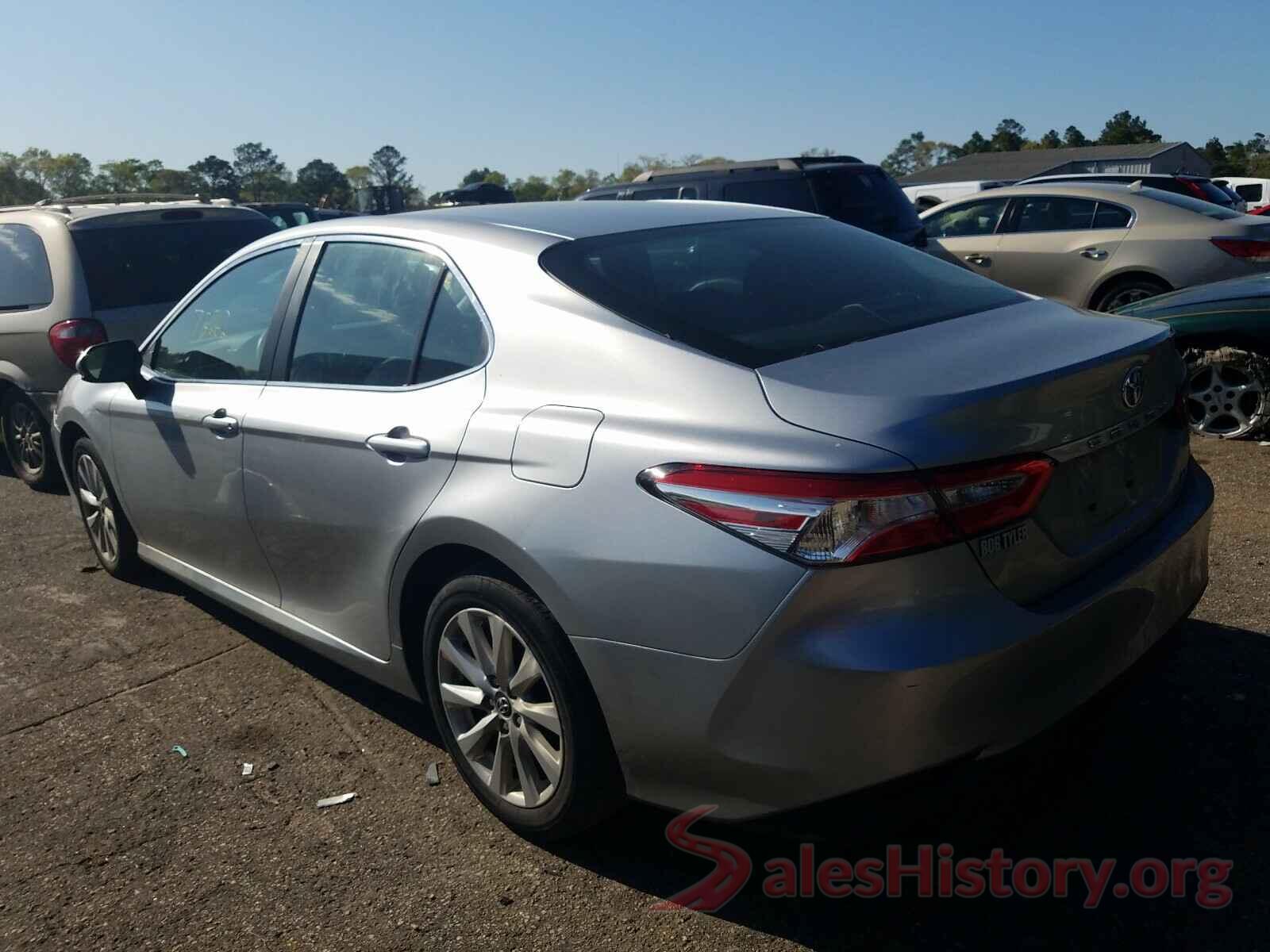 4T1B11HK7JU562114 2018 TOYOTA CAMRY