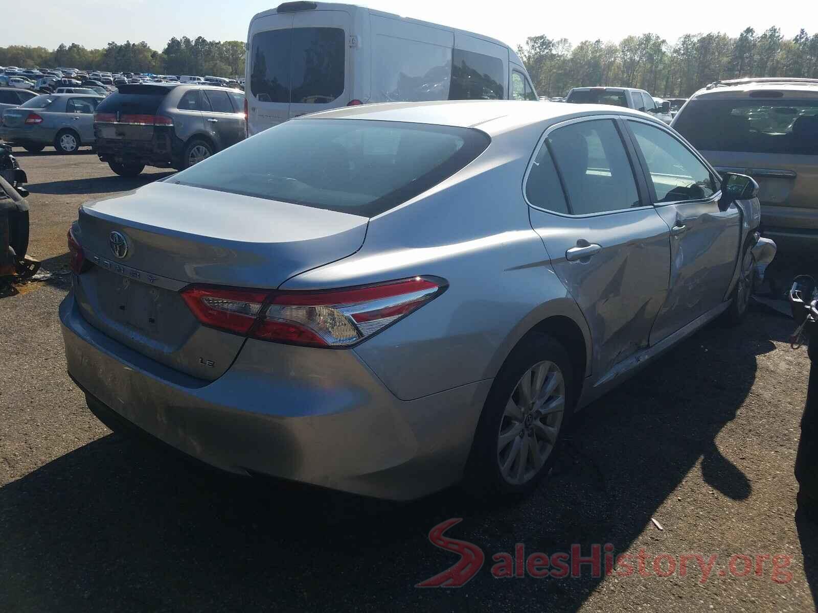 4T1B11HK7JU562114 2018 TOYOTA CAMRY