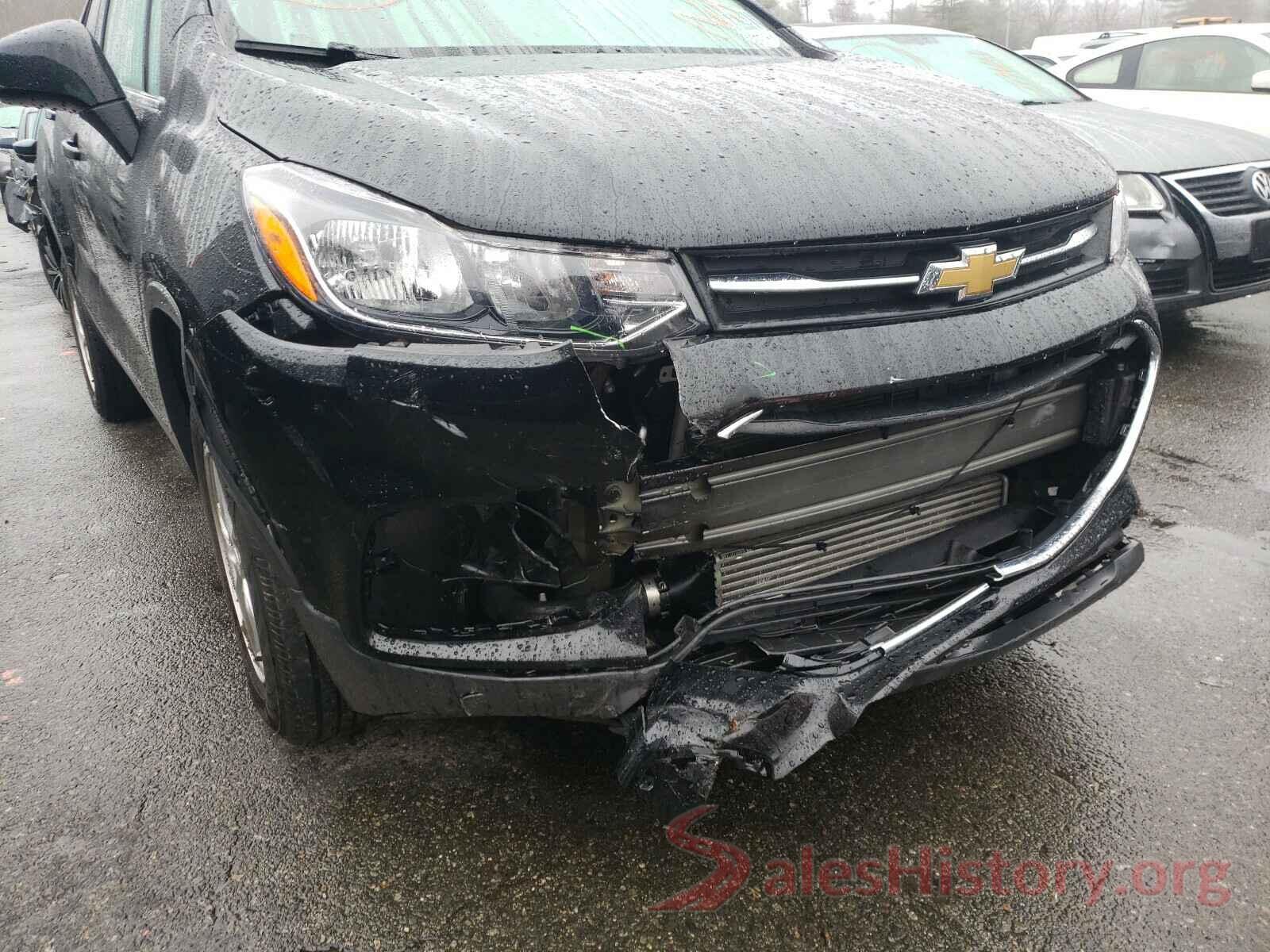 3GNCJNSBXKL389653 2019 CHEVROLET TRAX