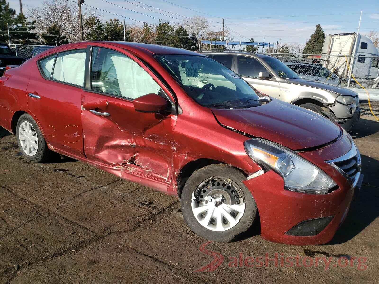 3N1CN7AP3KL863905 2019 NISSAN VERSA