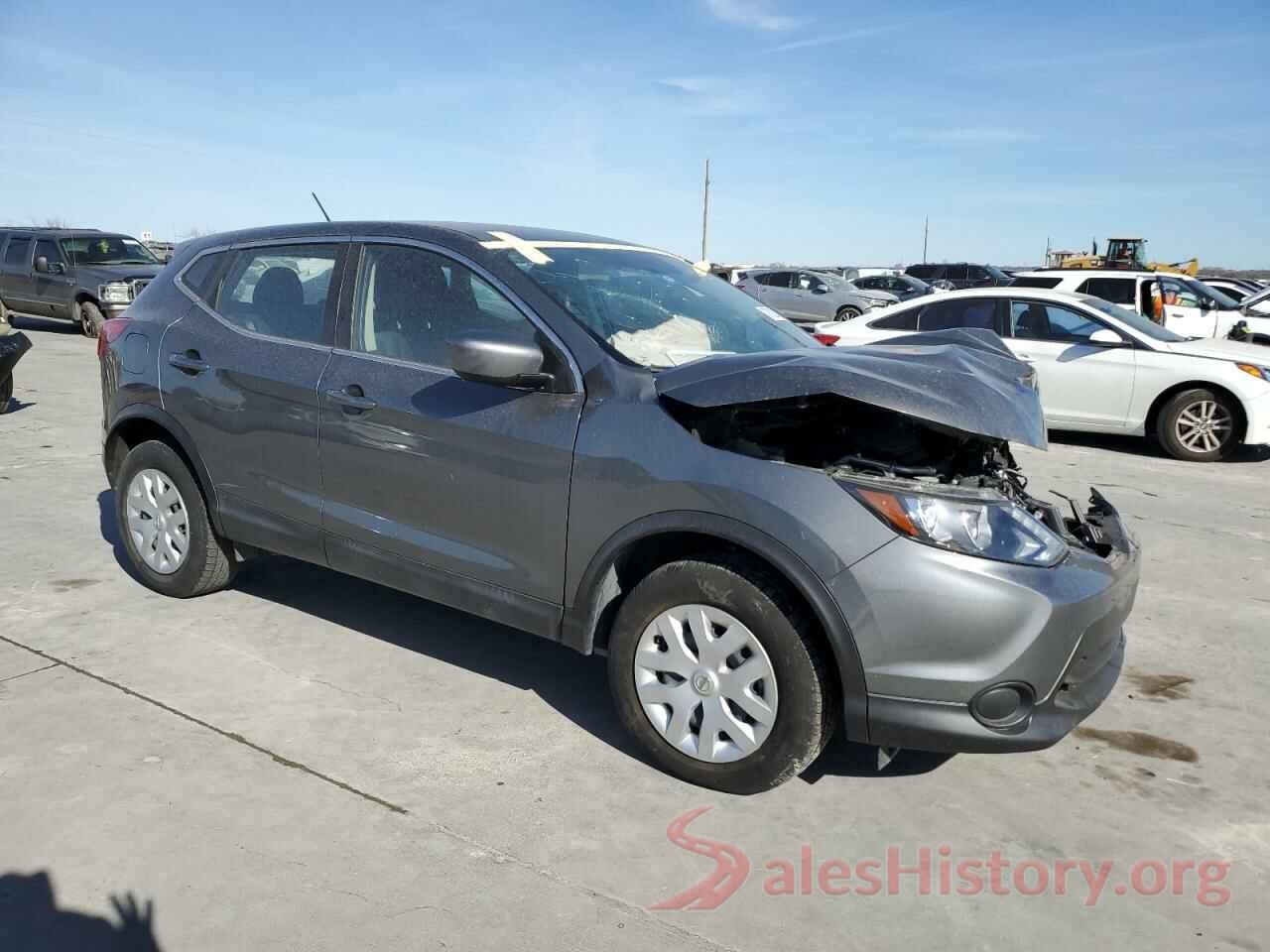 JN1BJ1CP6JW161572 2018 NISSAN ROGUE