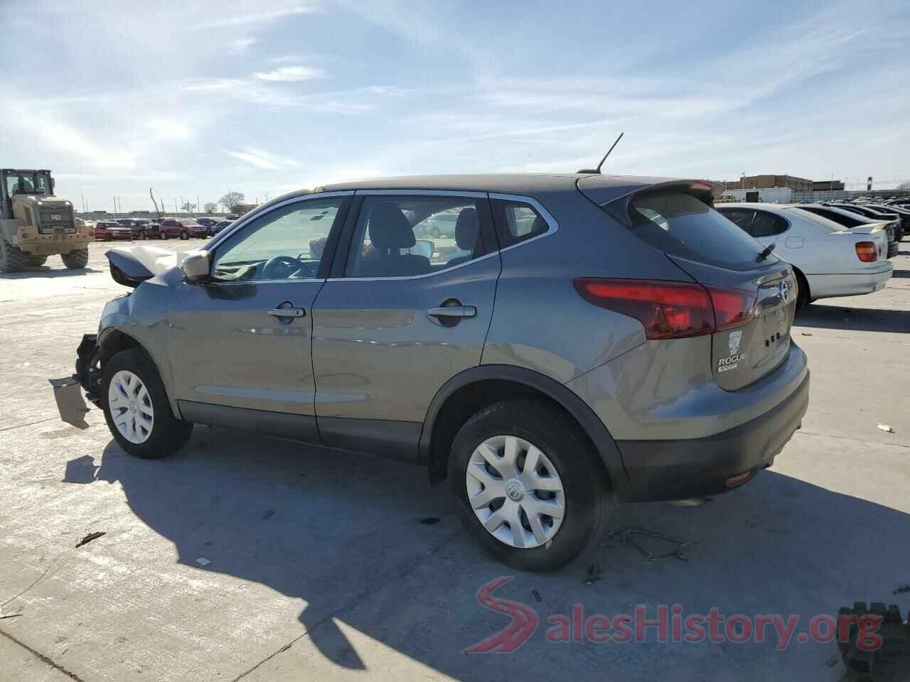 JN1BJ1CP6JW161572 2018 NISSAN ROGUE