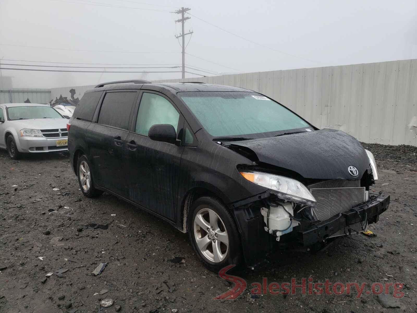 5TDKK3DC7GS726972 2016 TOYOTA SIENNA