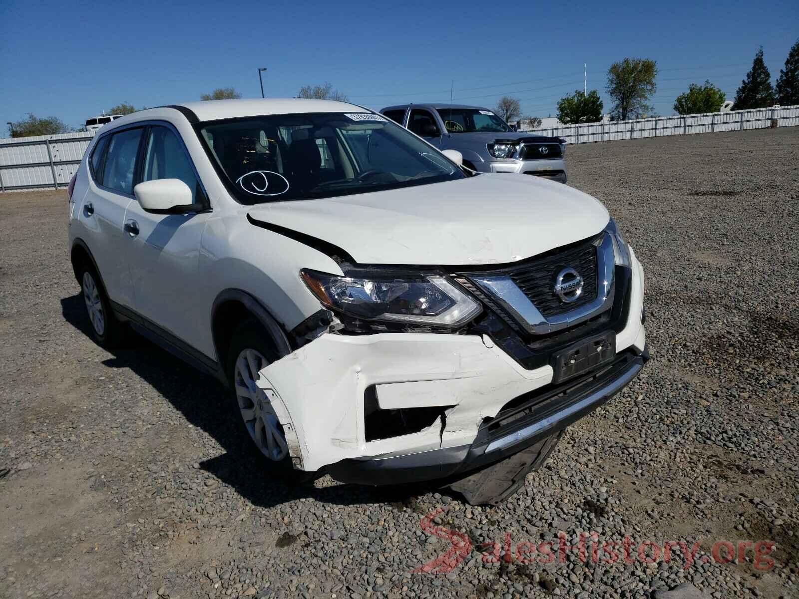 JN8AT2MT7HW136084 2017 NISSAN ROGUE