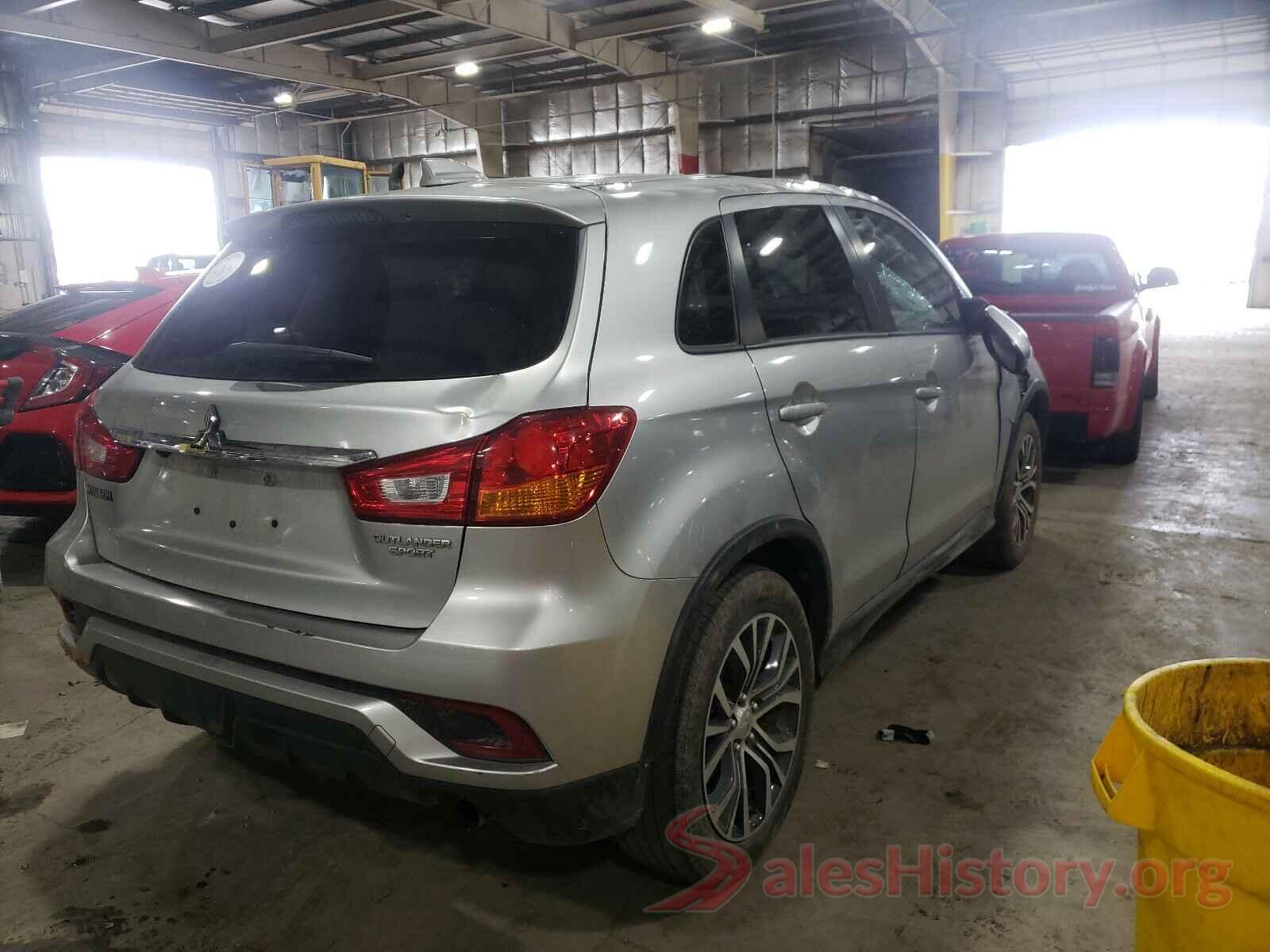 JA4AP3AU5JU002351 2018 MITSUBISHI OUTLANDER