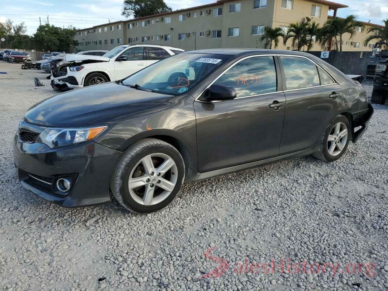 4T1BF1FK0CU049892 2012 TOYOTA CAMRY